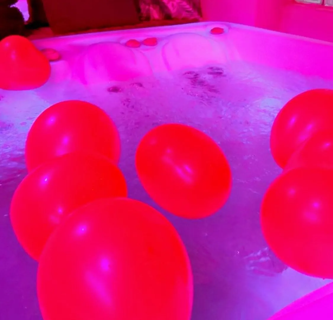 13 Nuances De Grey Jacuzzi Villa Marseilles 0*,